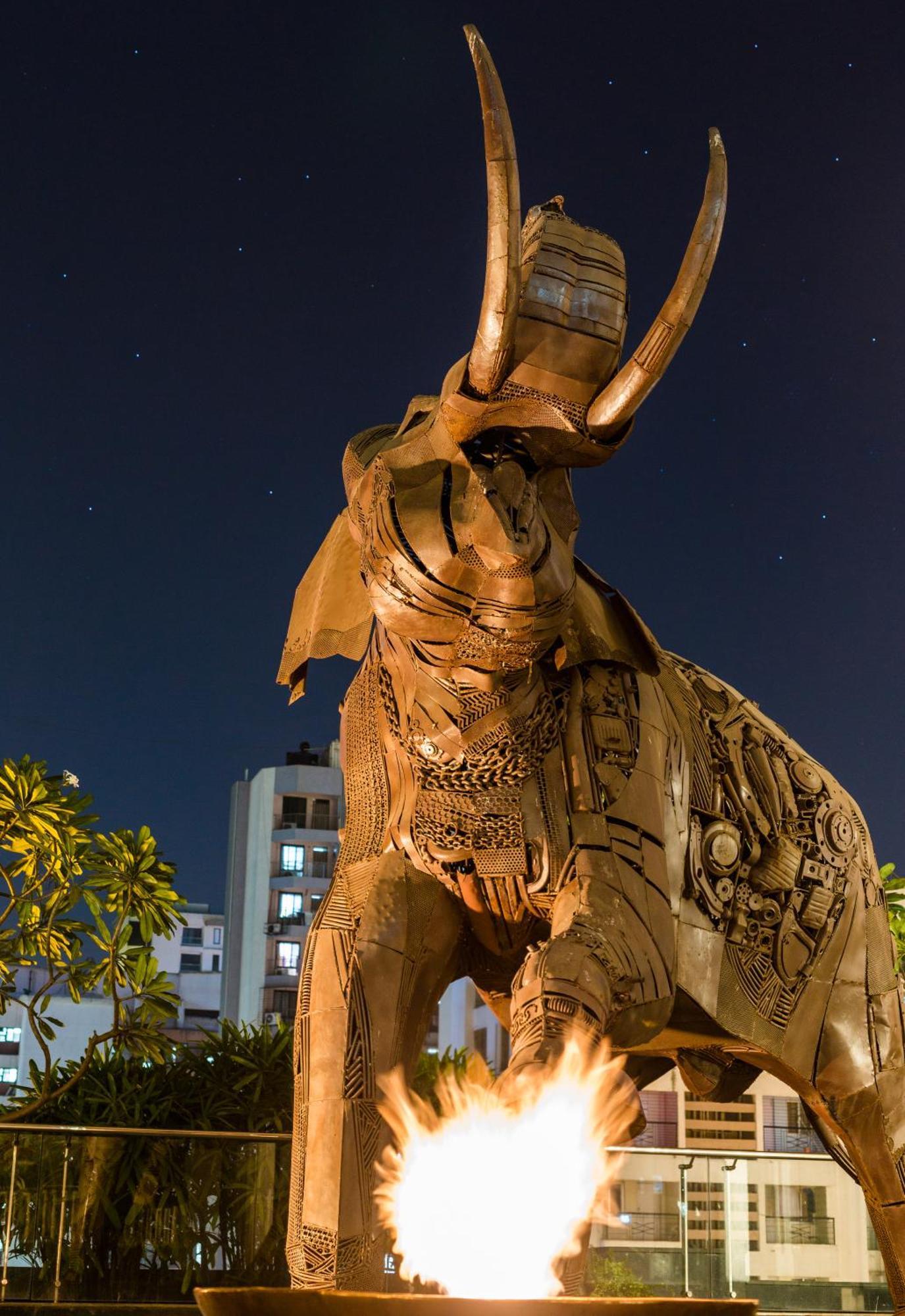Sofitel Mumbai Bkc Hotel Exterior foto The Elephant's Head