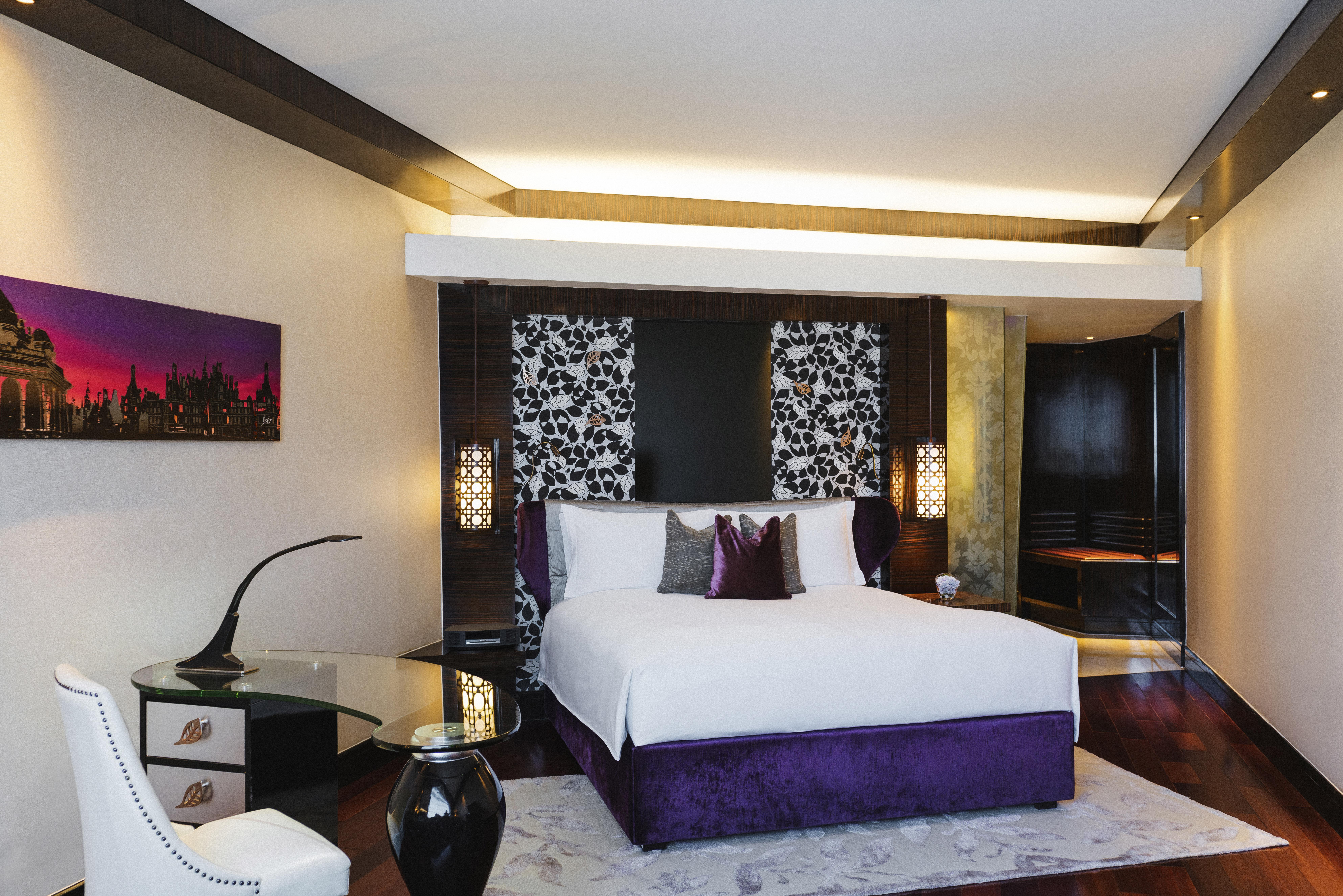 Sofitel Mumbai Bkc Hotel Exterior foto A bedroom at the Taj Mahal Palace