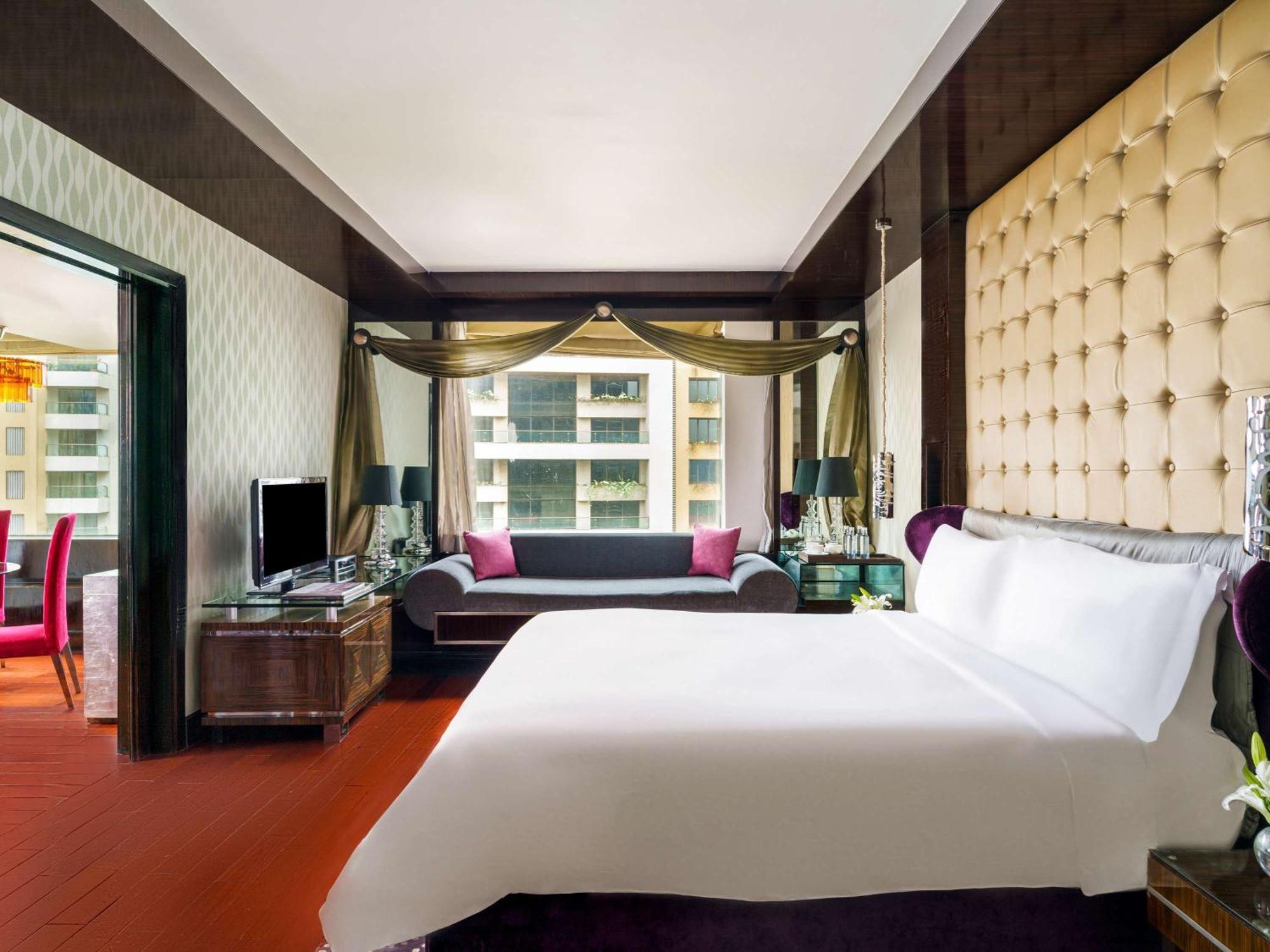 Sofitel Mumbai Bkc Hotel Exterior foto A suite at the W Hotel, Beijing